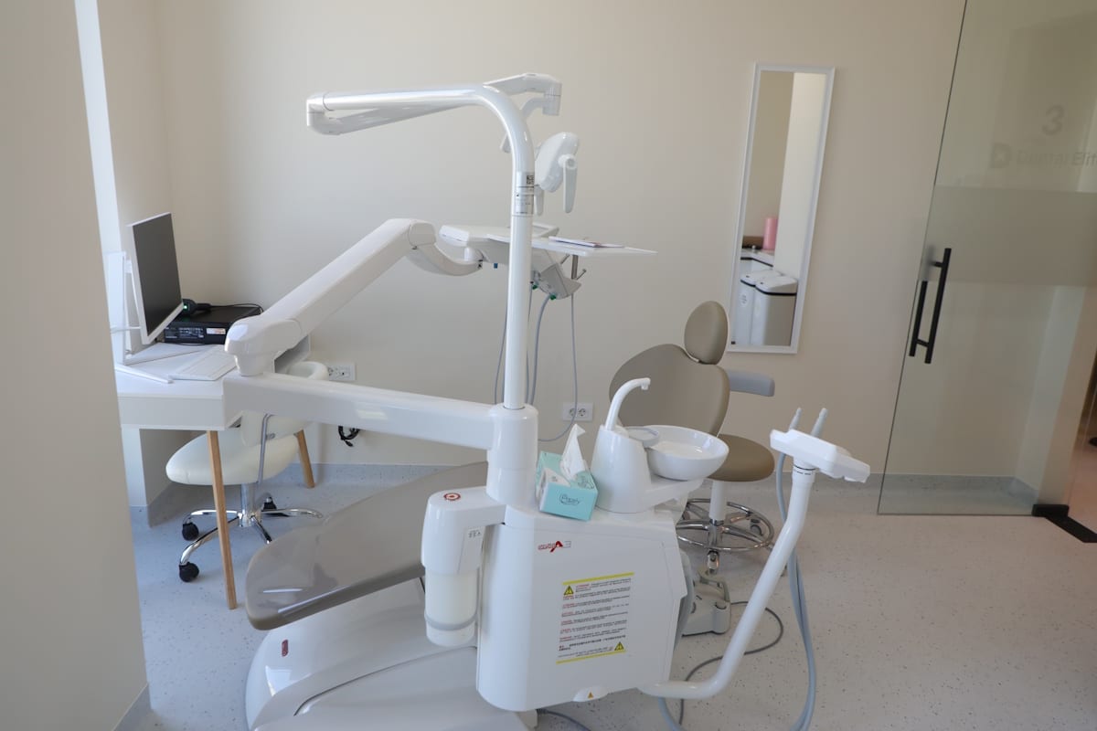 Cabinet luminos la Dental Elite Voluntari