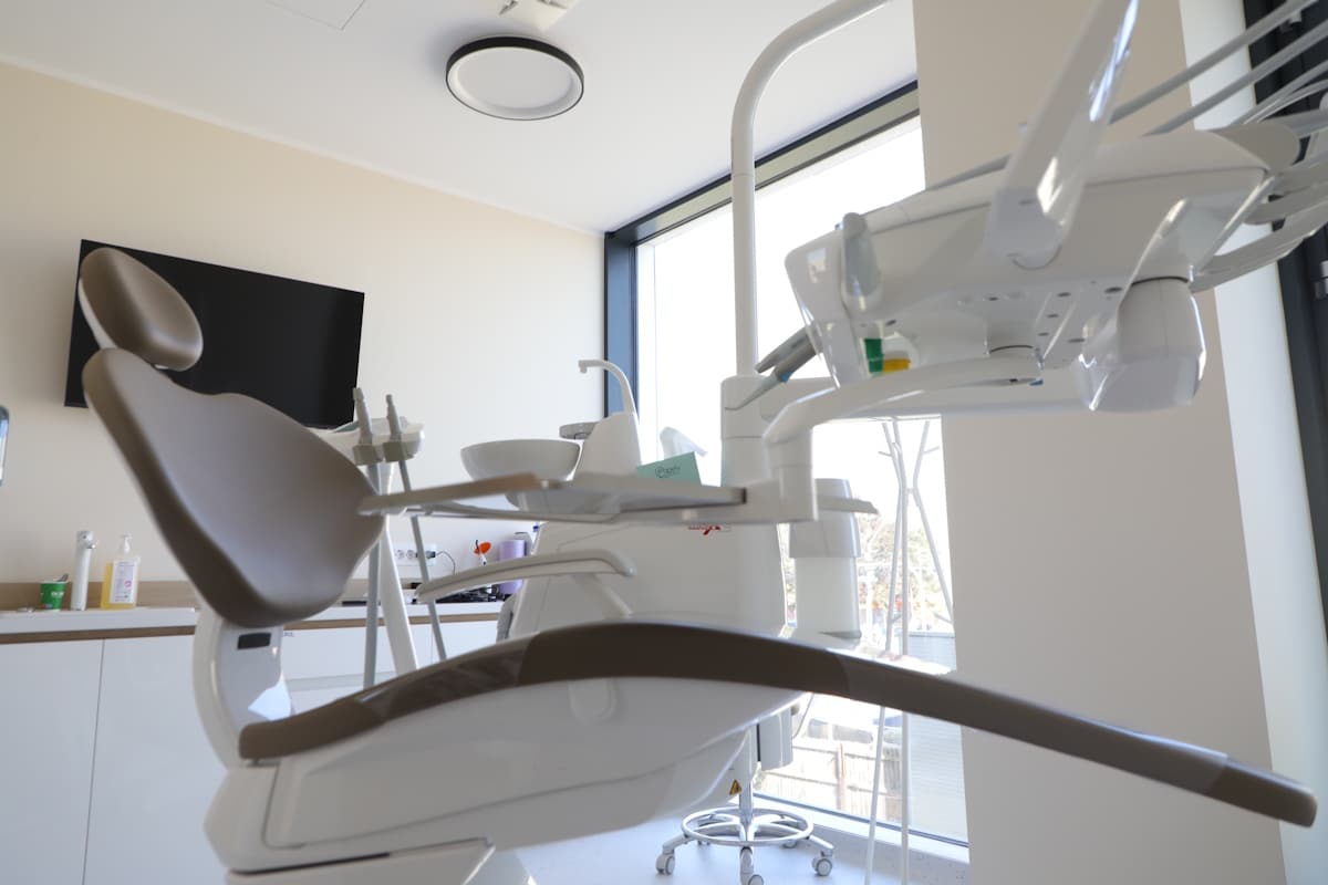 Scaun stomatologic la Dental Elite Voluntari