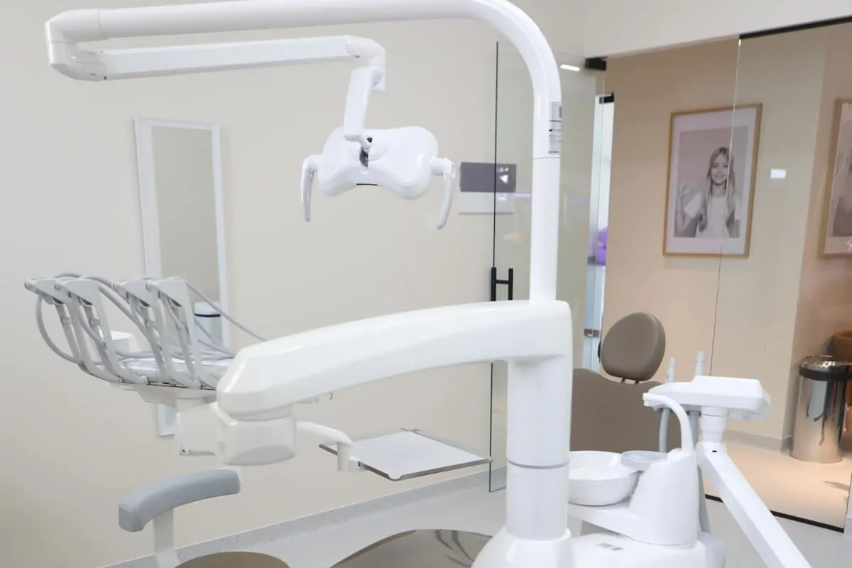 Cabinet dentar si hol in Clinica stomatologica Dental Elite Buzau